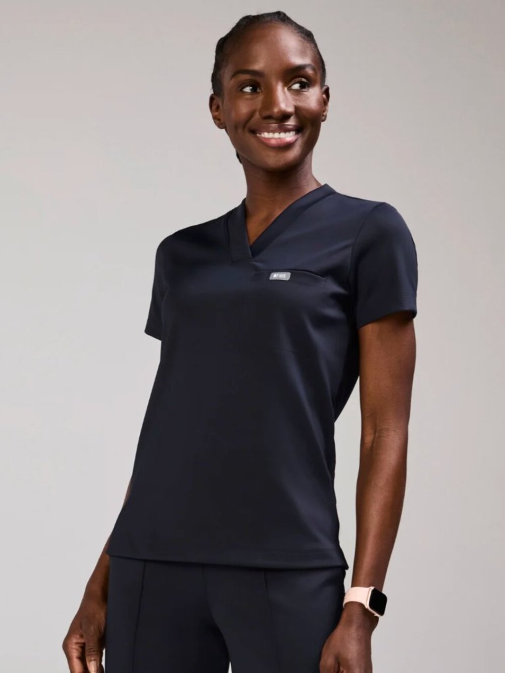 FIGS Sona FORMx Slim V-Neck Scrub Top Navy Size Small
